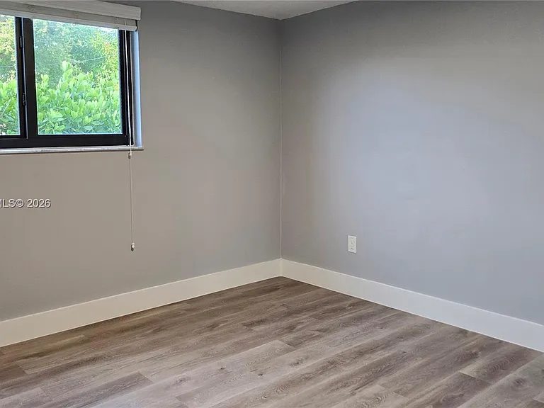 50 W 28th St #52 — Photo 11