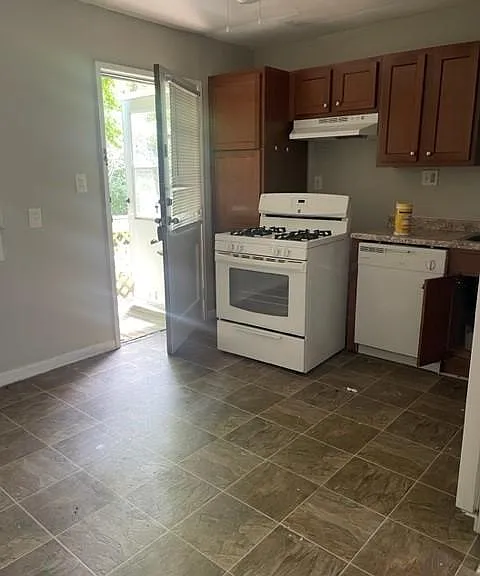 9678 Adair Ct — Photo 4