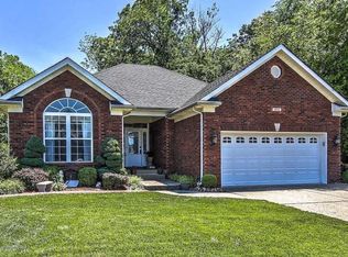 7012 Catalpa Springs Dr, Louisville, KY 40228