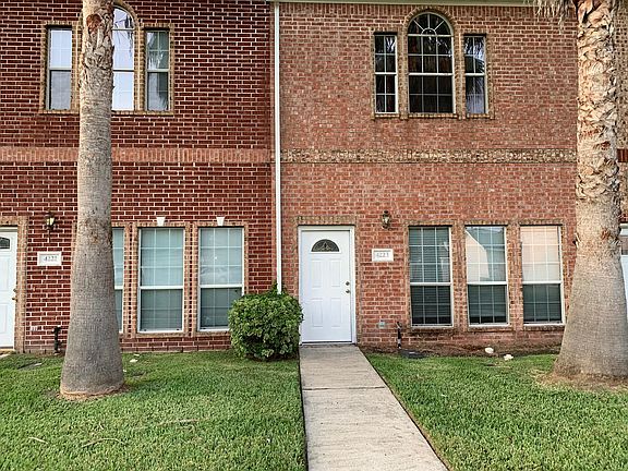 2nd image of 4223 Benard Ct