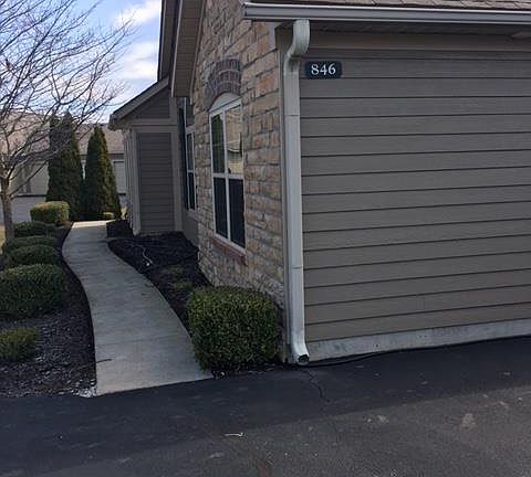 2nd image of 846 Lambton Cir W
