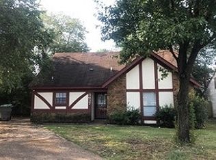 5637 Flowering Peach Dr, Memphis, TN 38115