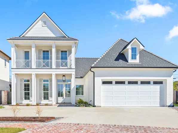 207 Barkhill Dr, Lafayette, LA 70508