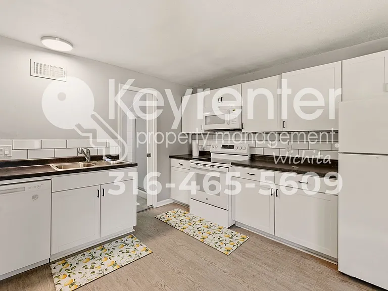 338 1/2 N Holyoke Pl — Photo 7