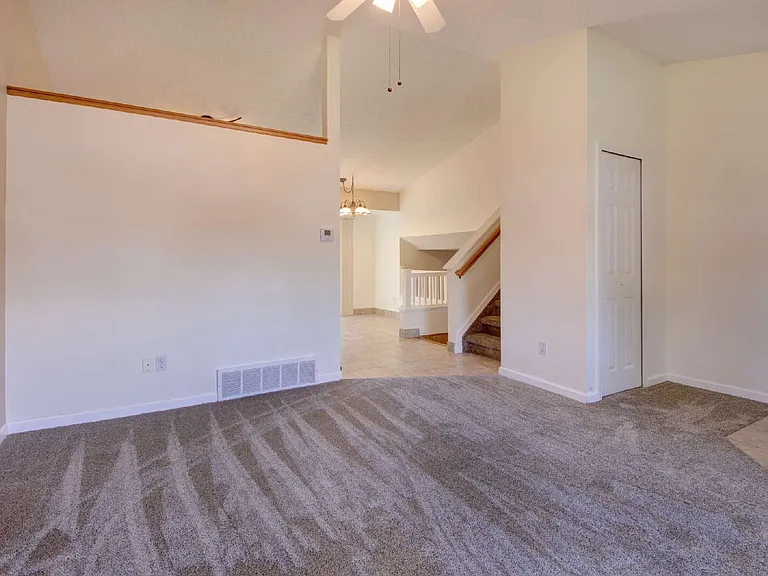 7490 Churchwood Cir — Photo 12