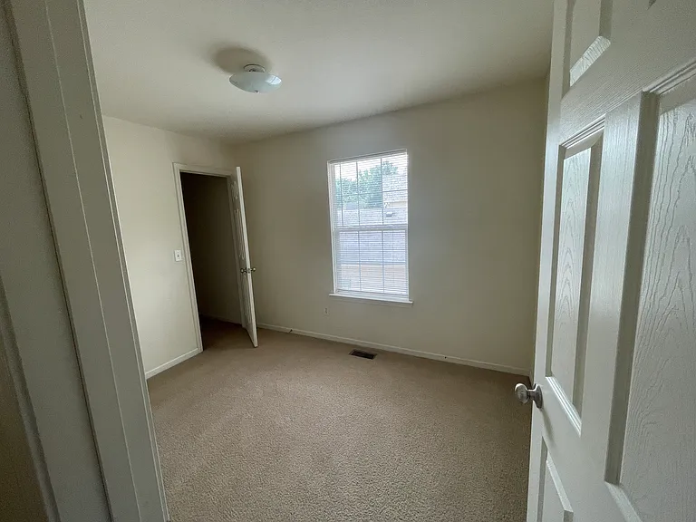 835 Woodside Creek Dr #835 — Photo 11