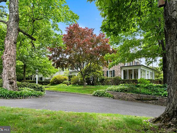 3rd image of 6764 Paxson Rd