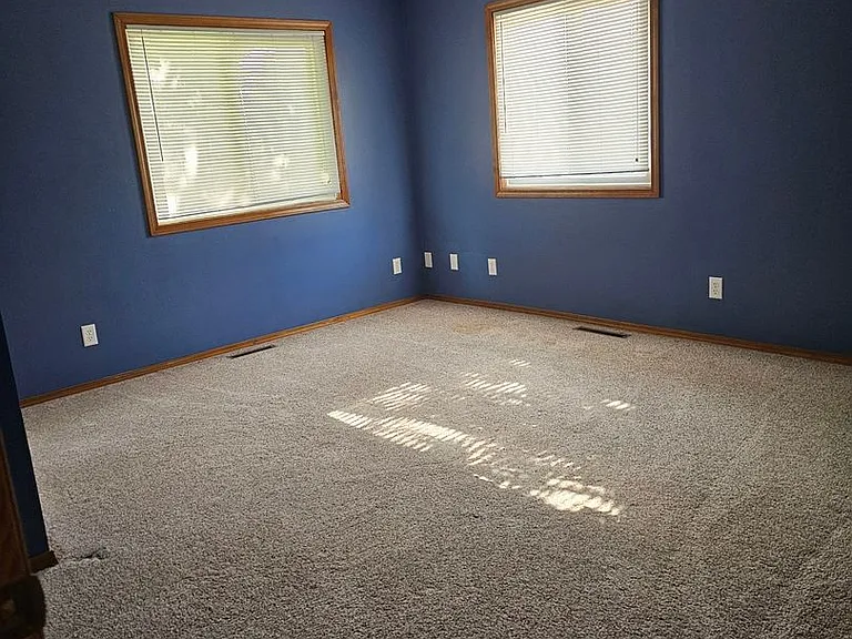 704 S Lawrence Way — Photo 14