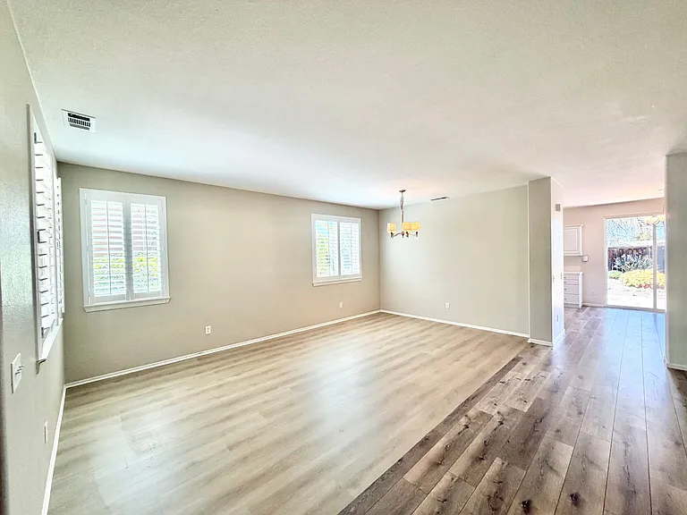 46383 Vianne Ct — Photo 6