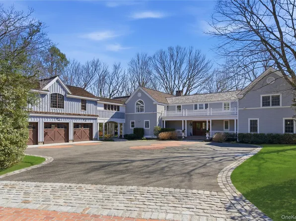 395 W Neck Road, Lloyd Harbor, NY 11743