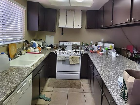2nd image of 3252 Jericho St Unit A
