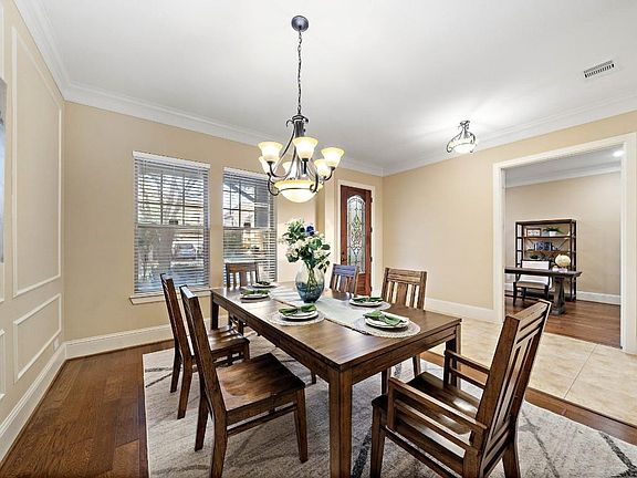 4th image of 1103 Arden Oaks Dr