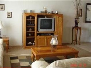 421 Calle Talamantez, Delano, CA 93215