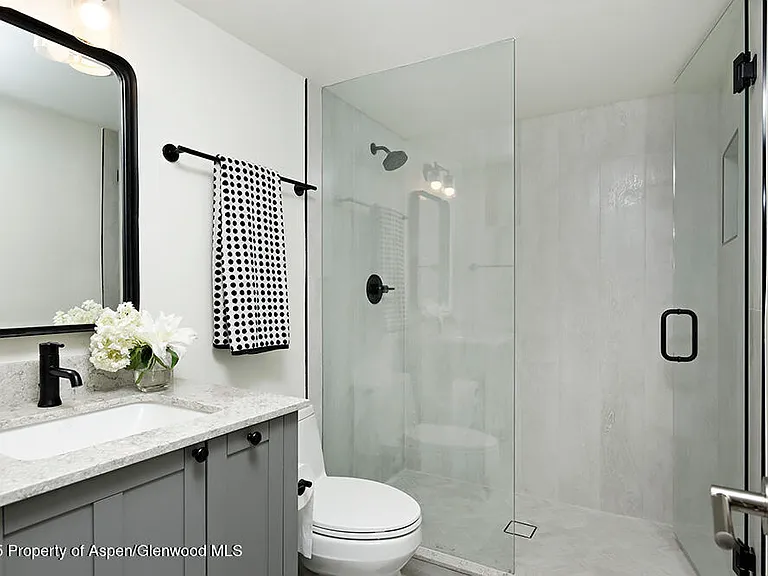 333 Faraway Rd — Photo 21