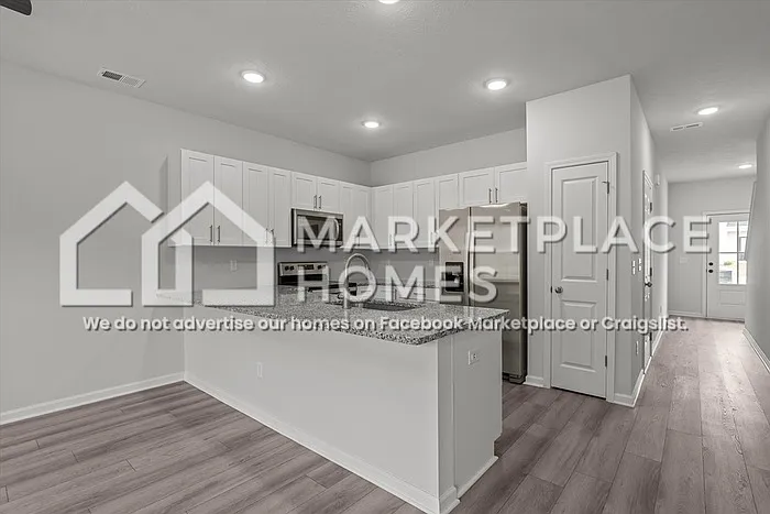 3 bed, 2.5 bath, 1740 sqft, $1,695 — Photo 4