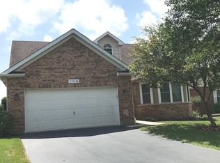 13486 S Redberry Cir, Plainfield, IL 60544