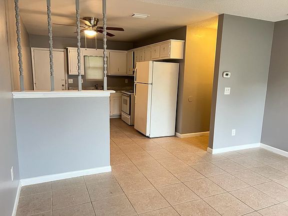 3rd image of 202 Latonia St #202