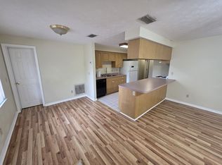 3124 S Miller Rd #B, Valrico, FL 33596