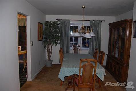 5th image of 15 Adams Ct