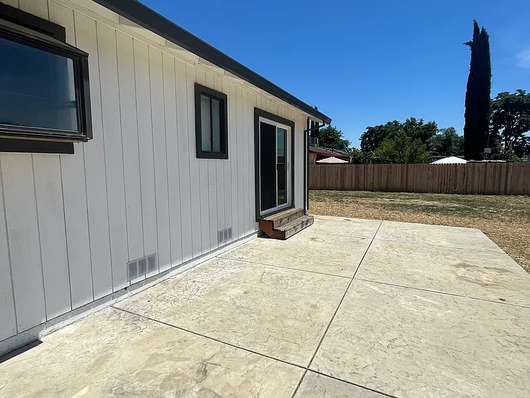 5548 Cottonwood Ave — Photo 10