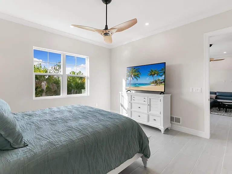 274 Indies Dr E #201 — Photo 12