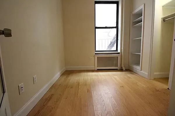 Rented by Luxor Homes & Investment Realty | media 17