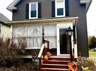 203 N 6th St, Clinton, IA 52732