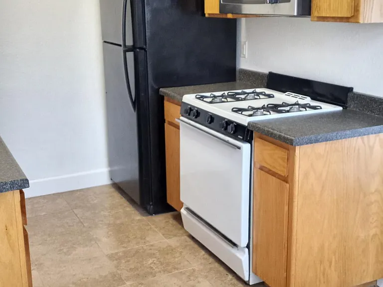 1141 Arthur St #3 — Photo 5