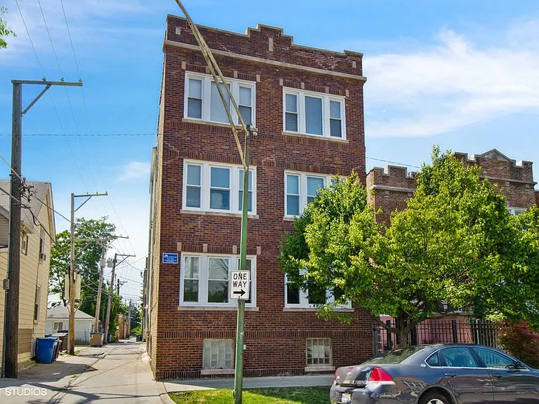 4814 N. Rockwell St. — Photo 12