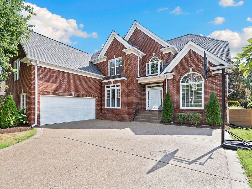 1st image of 104 Gallagher Dr