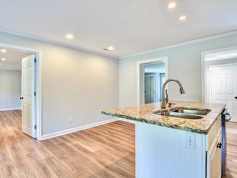 1236 Parkwood Estates Dr — Photo 10
