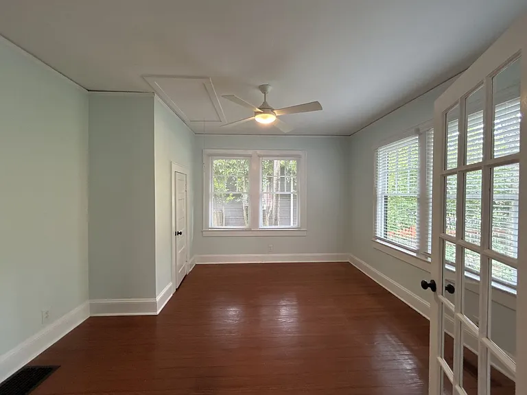 215 S Summit Ave — Photo 11