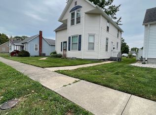 113 E 3rd St #B, O'Fallon, IL 62269