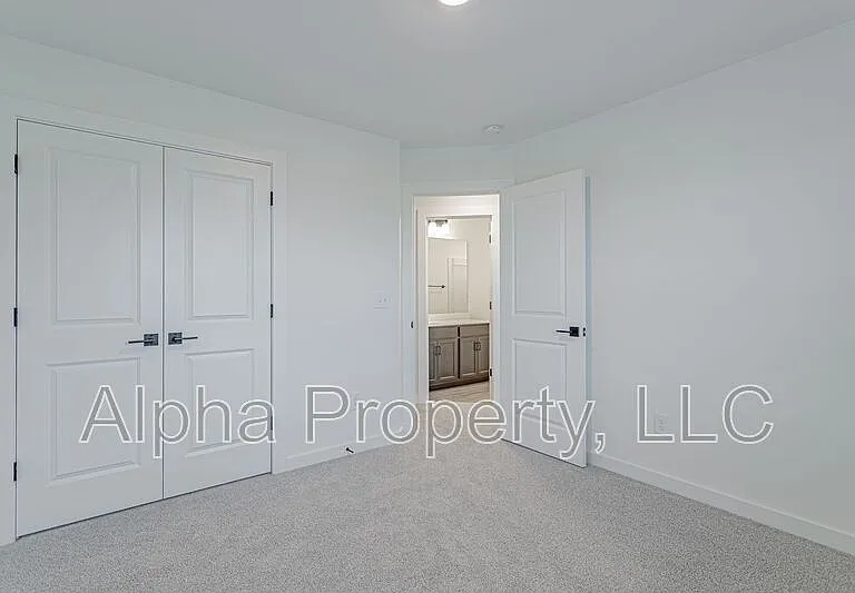 1451 Darrowby Way — Photo 17