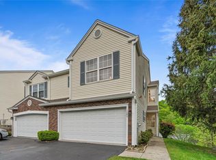 1006 Brentwood Dr, North Tarrytown, NY 10591
