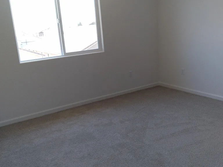 534 Serra Ct — Photo 6