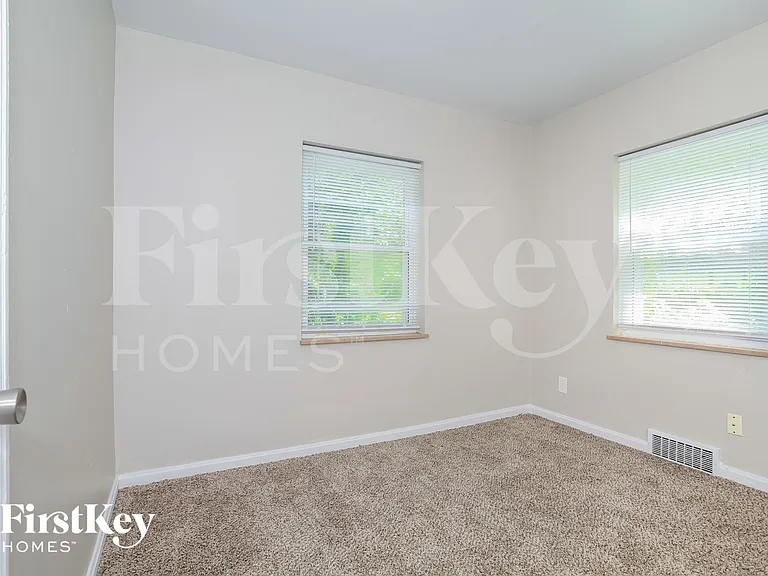 5256 Ponce Ln — Photo 13