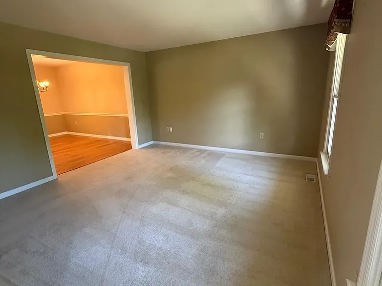 2264 Raleigh Rd — Photo 6
