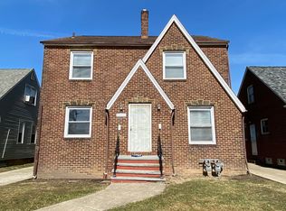 6906 Snow Rd, Parma, OH 44129