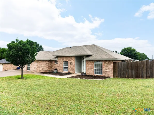 907 Vernon Dr, Copperas Cove, TX 76522