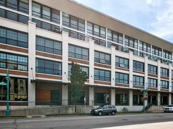 311 E Erie St #2, Milwaukee, WI 53202