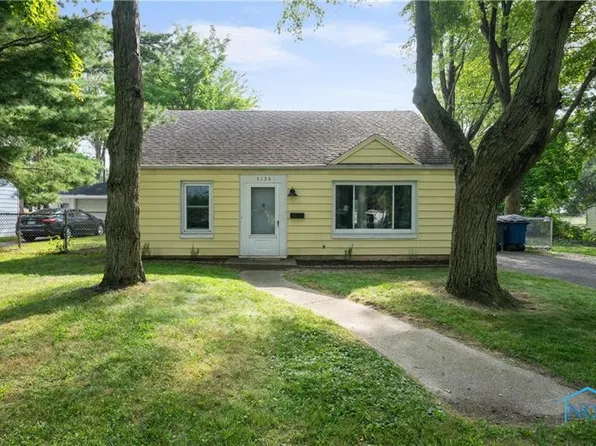 5134 Adella St, Toledo, OH 43613