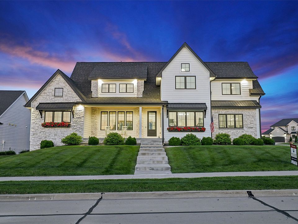 1st image of 17448 Aurora Dr