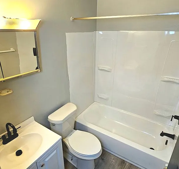 126 Poplar St — Photo 12