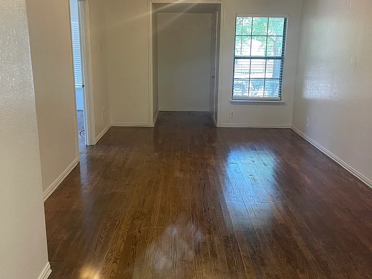 6607 Hollis Ave — Photo 2