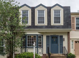 4321 Gingham Ct, Alexandria, VA 22310