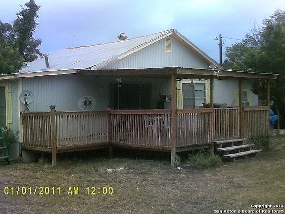 4th image of 405 Cypress Park Ln
