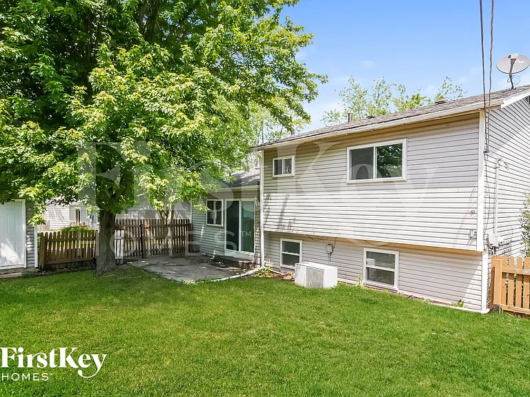 221 Rockhurst Rd — Photo 14