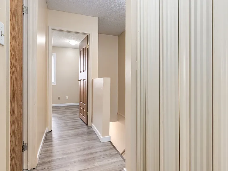550 Rundlehorn Cir NE — Photo 35
