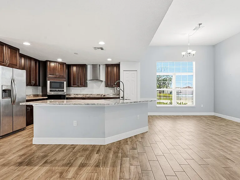 1280 SW Kalevala Dr — Photo 11